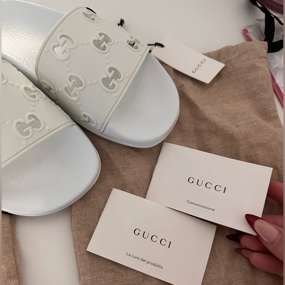 BRAND NEW Gucci White Rubber GG Slide Sandals 36 EU / 5.5 US SIZE - Picture 2 of 9